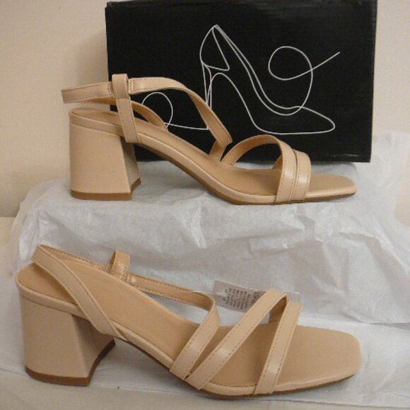MySoft Nude Strappy  2.4" Chunky Heel Square Open Toe Sandals-Size 8-NIB-Read - Picture 1 of 6